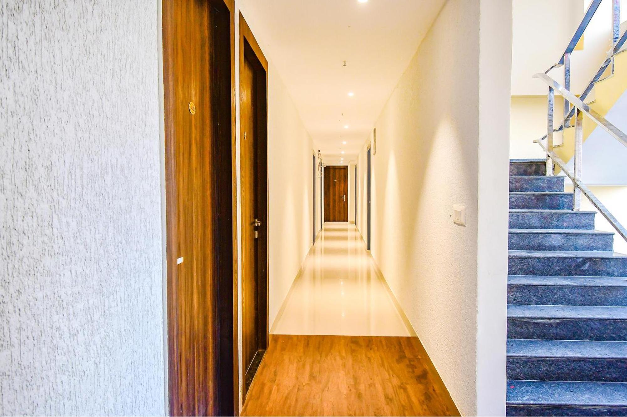 Fabhotel View Topsia Hotel 3*
