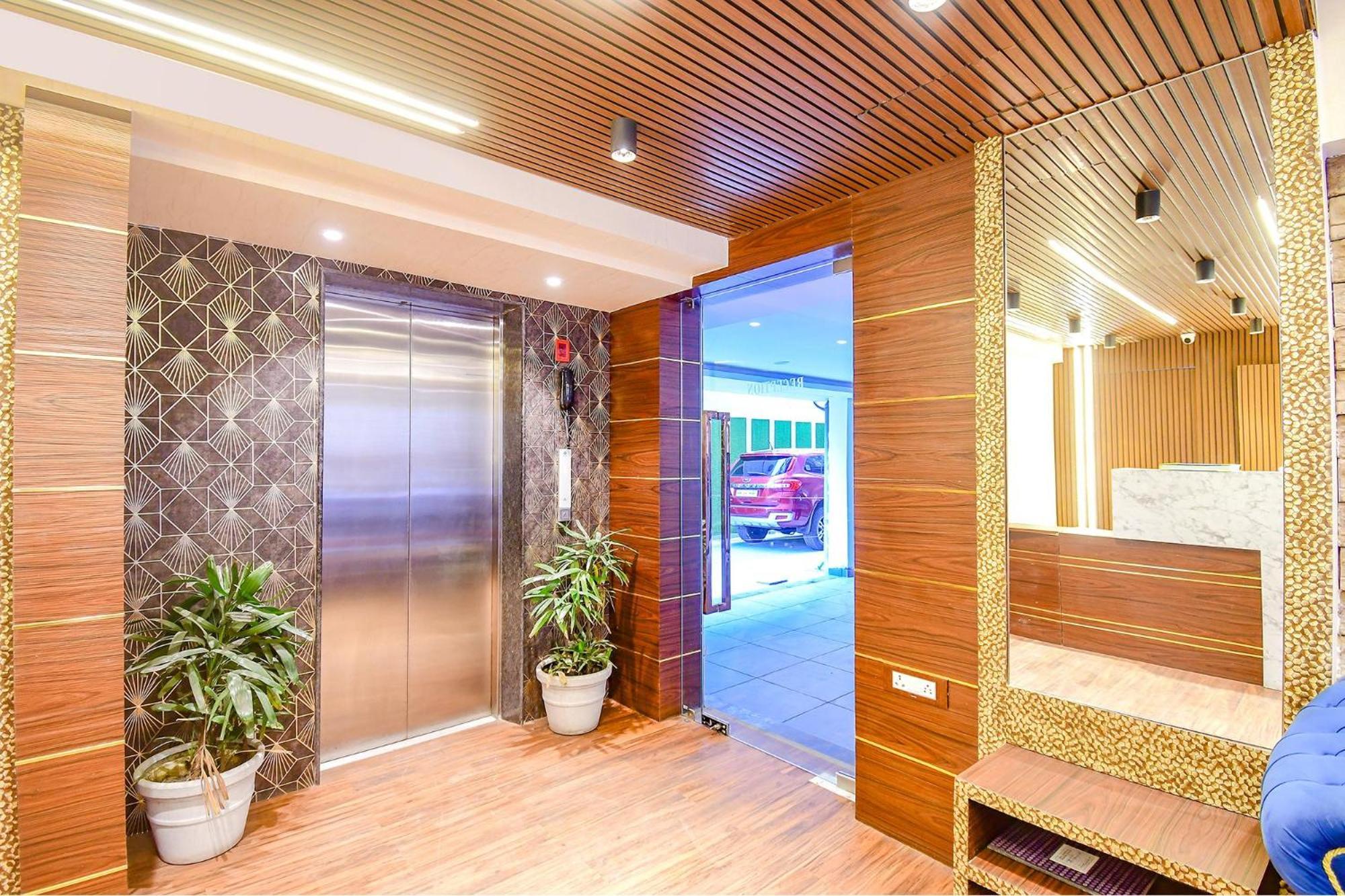 Fabhotel View Topsia Hotel 3*